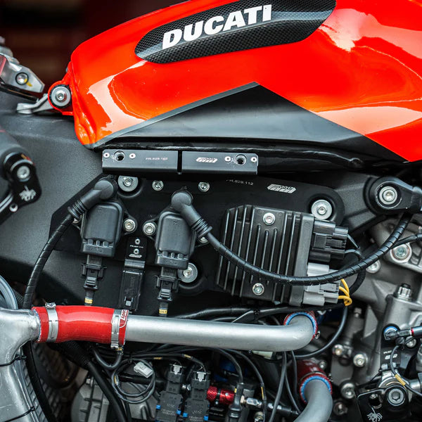 Electrónica- & Soporte de carenado WorldSSP Feel Racing Ducati Panigale V2 955 (20-24) FR.03.KIT 
