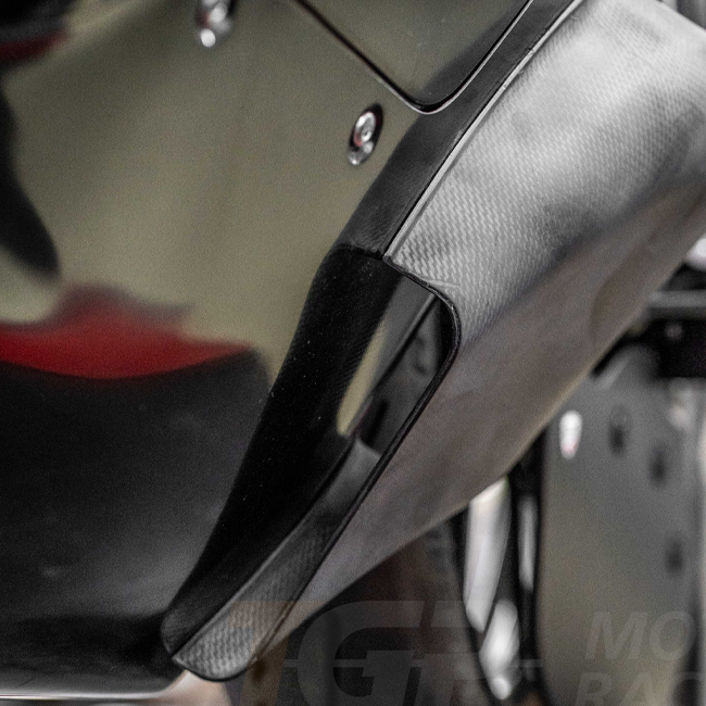 Juego de Sidepods de Esquina Lavatex AP Carbon Line Ducati Panigale V4/S/R (25-26) 