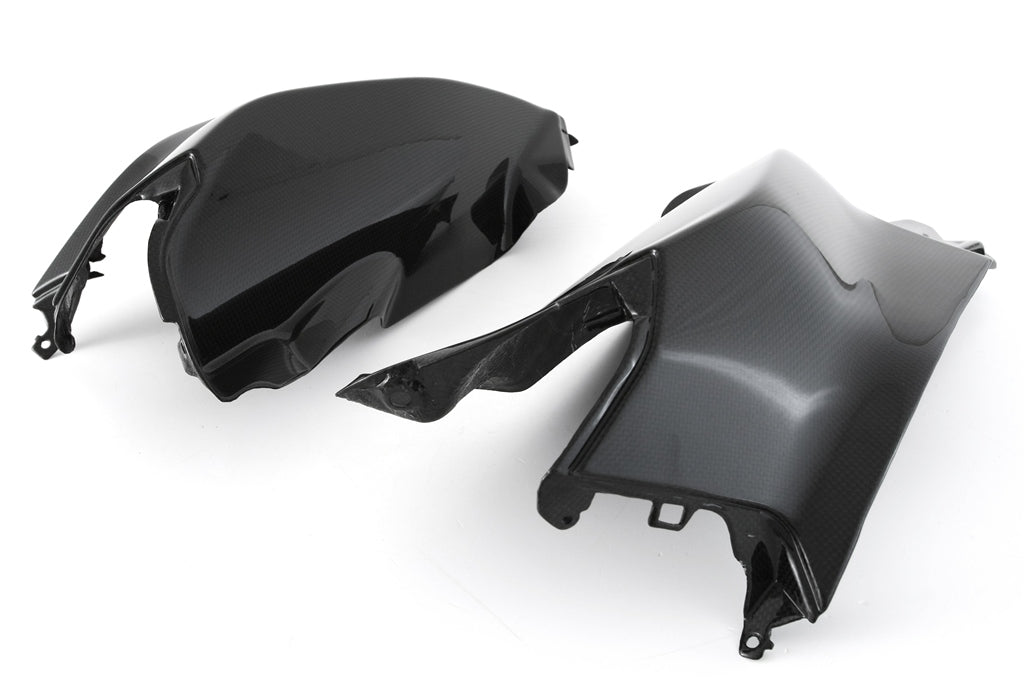 Componentes internos de la cubierta lateral de carbono Fullsix Ducati Panigale V4/S (2025) 