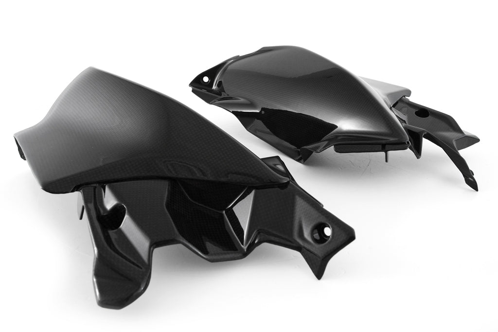 Componentes internos de la cubierta lateral de carbono Fullsix Ducati Panigale V4/S (2025) 