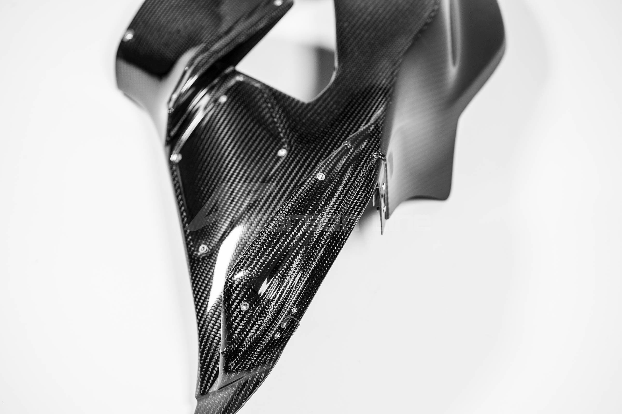 Panel lateral derecho 200g AP Carbon Line Honda CBR 1000 RR-R SC82 (20-23) 