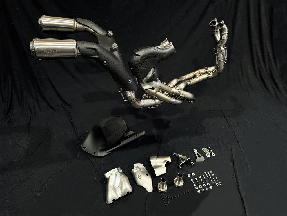 Ducati_Panigale_V4_High_Mount_Full_Titanium_Exhaust_system_Kit.jpg