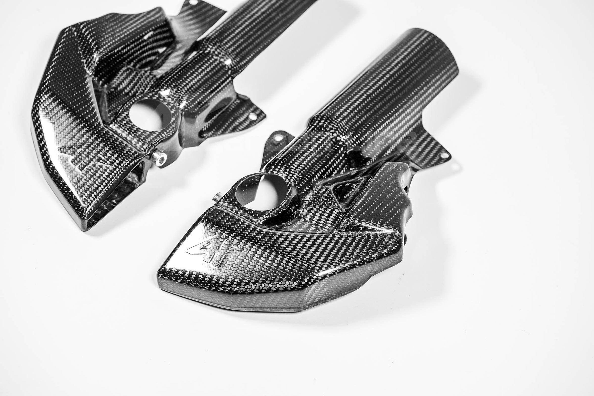 Enfriamiento de pinzas de freno 200g AP Carbon Line Yamaha YZF-R1 RN65 (20-25) 