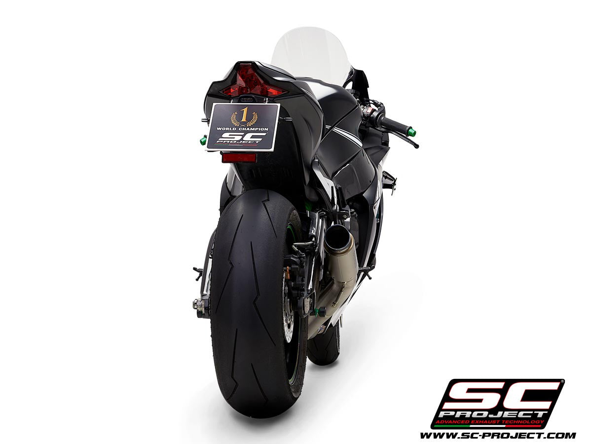 SC-Project Slip-On GP70-R + tubo de reemplazo KAT para Kawasaki ZX-10 R/RR (16-20) K22A-DET70 