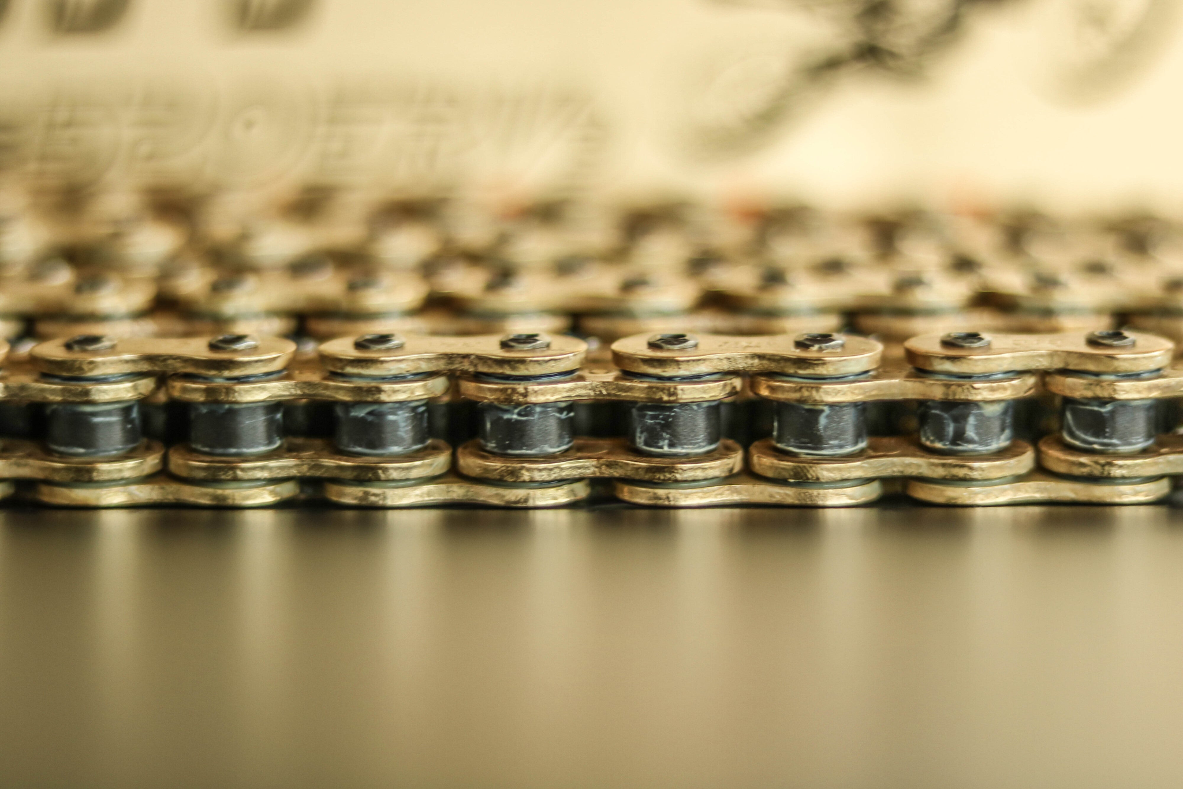 Cadena D.I.D 520ERV7 X-Ring 520 G&G abierta con eslabón de remache – 100 a 130 eslabones 