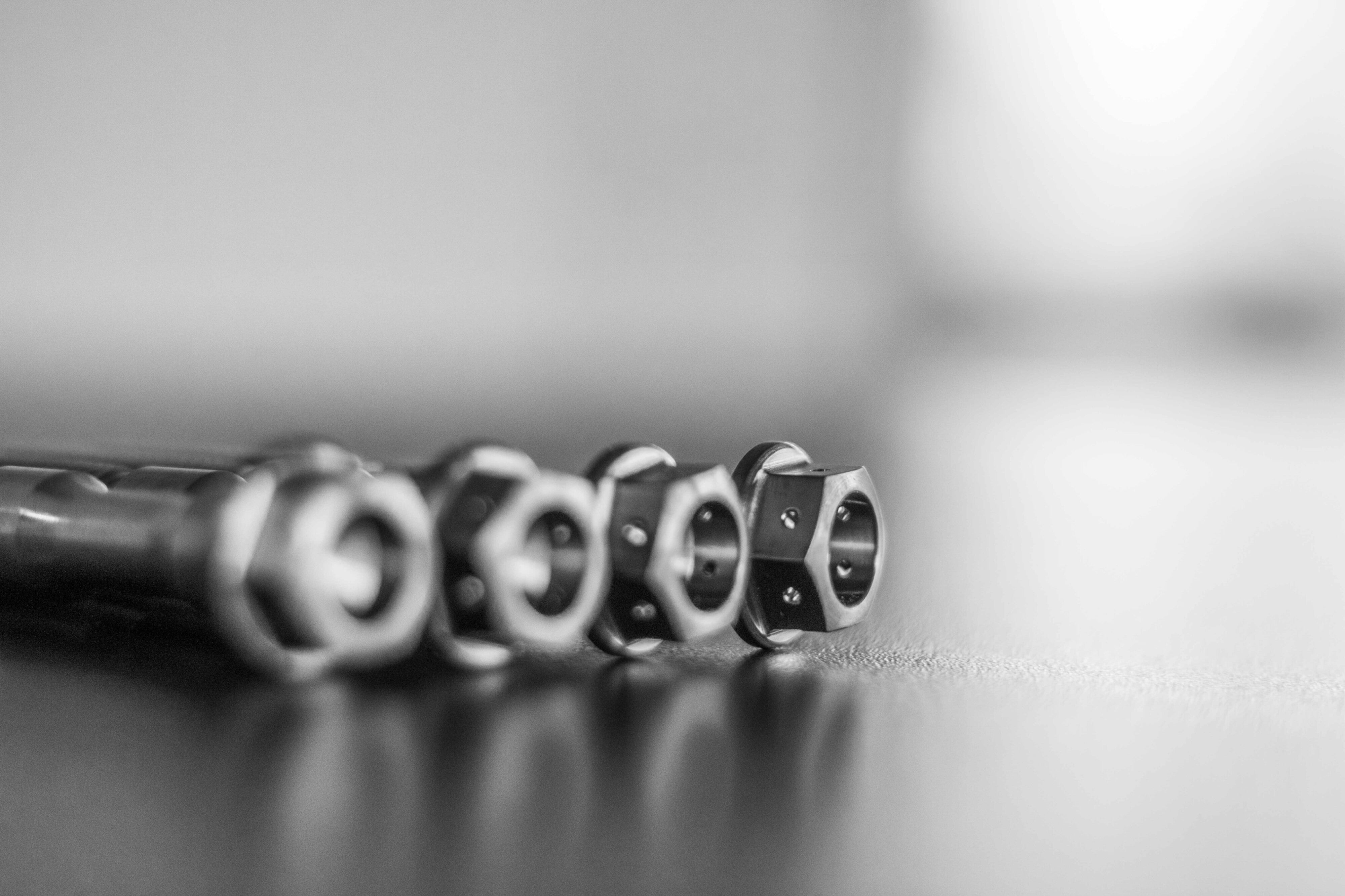 Kit de tornillos de titanio para pinza de freno Aprilia RSV4/Factory/R/RR/RF (09-16) TGP 